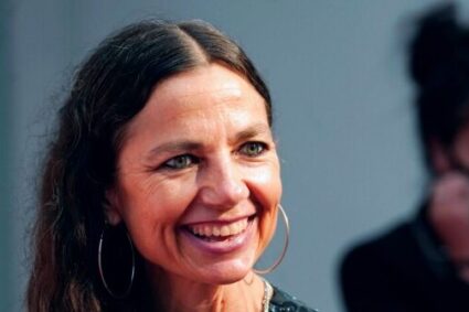 Justine Bateman: ‘Woke Party’ that Ran Country for Past 4 Years Belongs in ‘the American Political Graveyard’