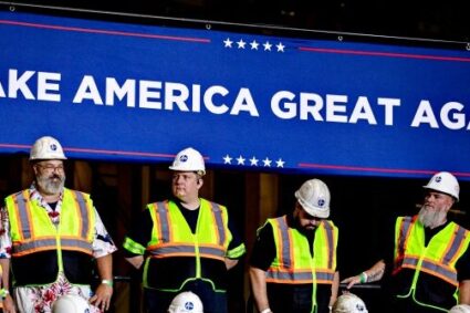 Report: Trump’s Deportations Will Boost U.S. Wages as Employers Cannot Rely on Cheap Foreign Workers