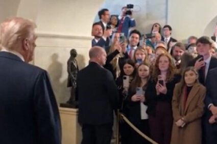 Donald Trump Greets First White House Tour Since Melania Reopened Them: ‘Very Smart Looking People’